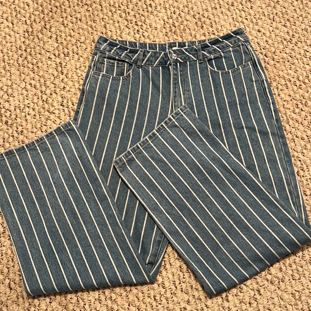 F21 White Striped Blue Denim Jeans